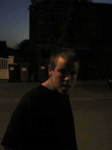 moi dans le noir