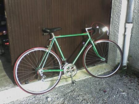 voila mon velo refais a neuf
